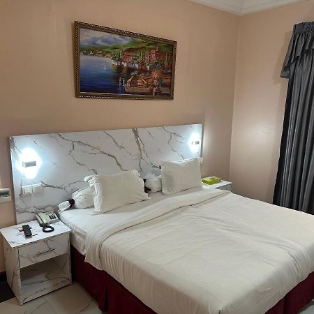 Hotel Fleur De Lys Almadies Dakar Exterior photo