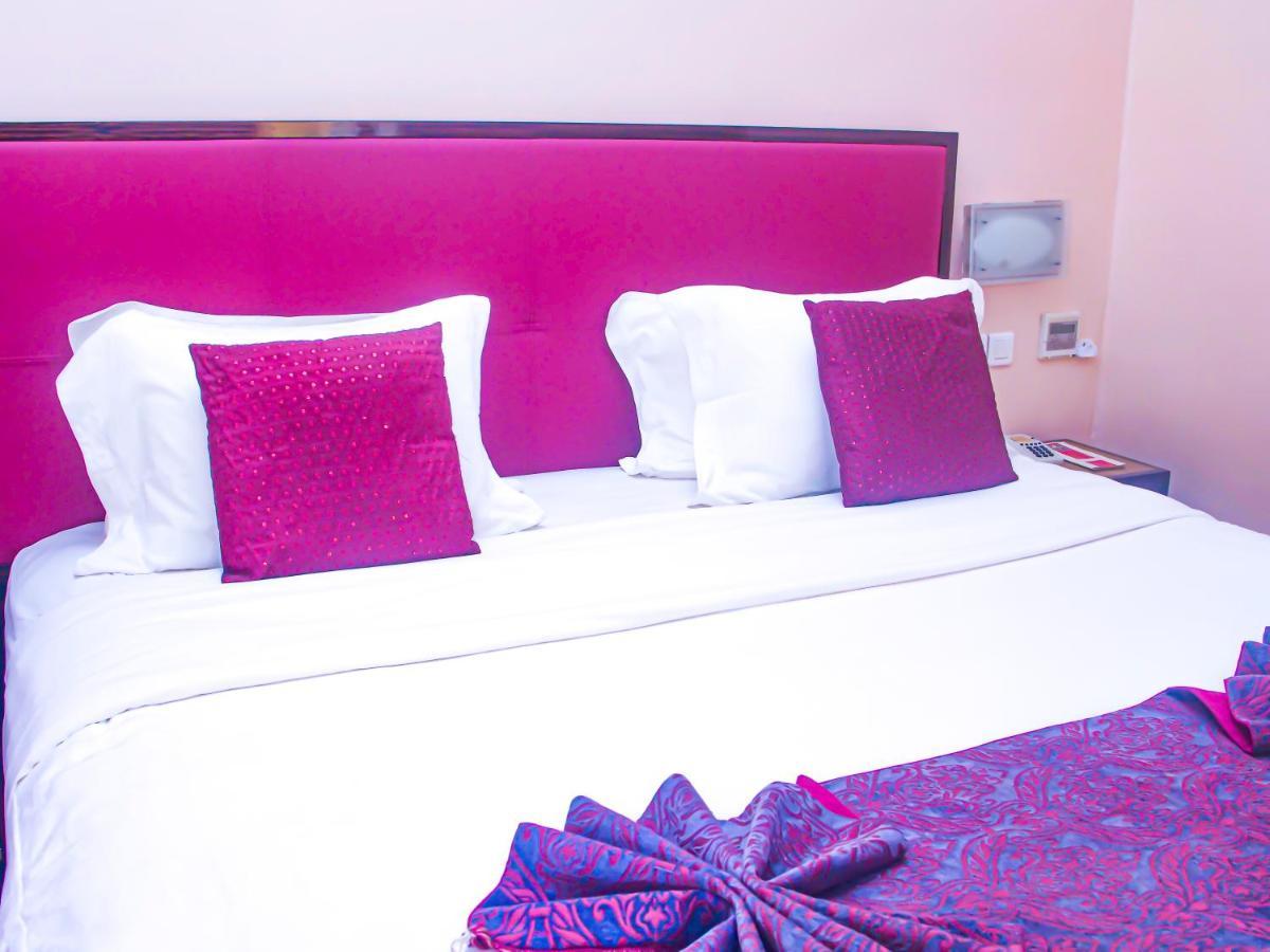 Hotel Fleur De Lys Almadies Dakar Exterior photo