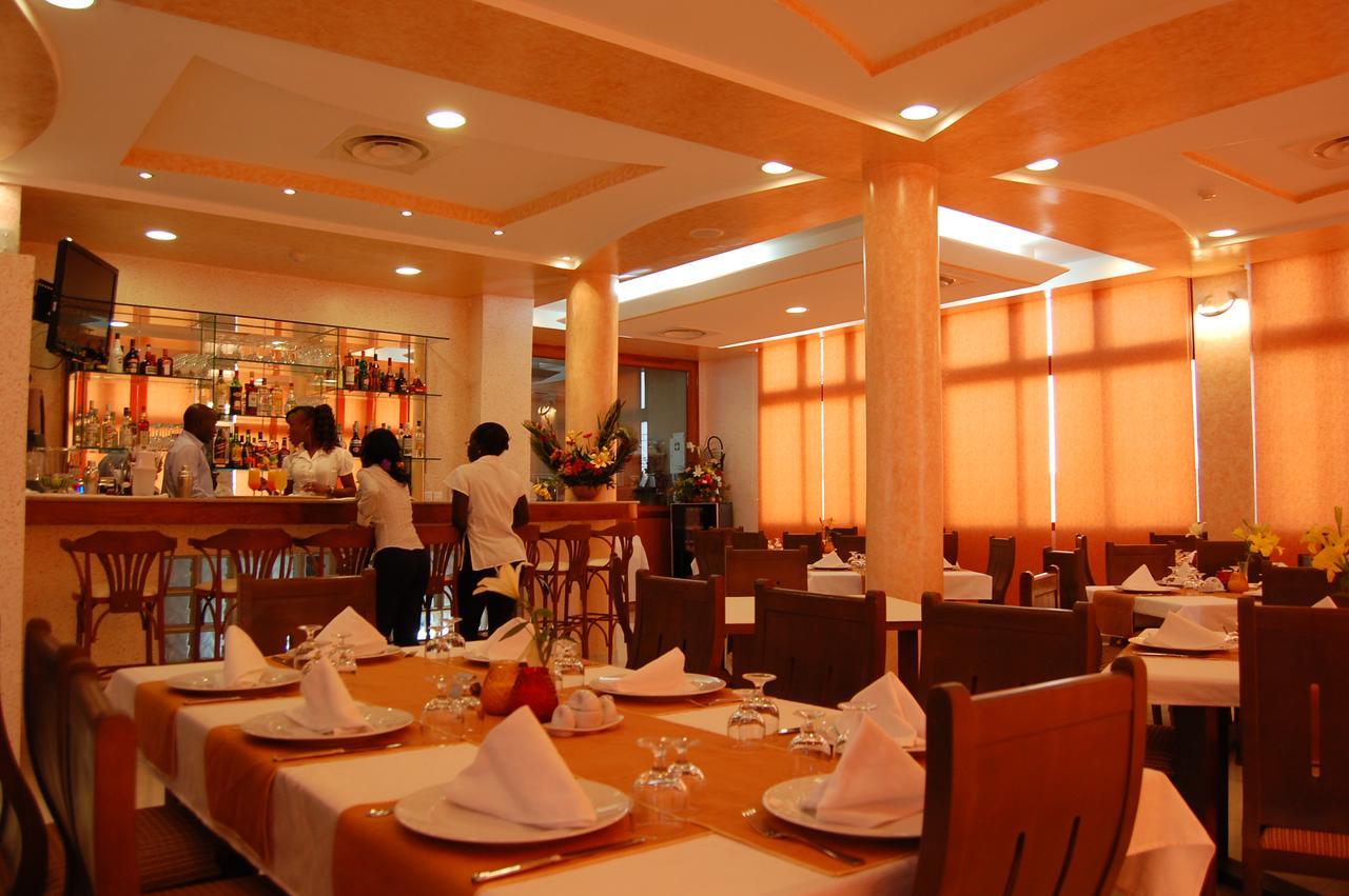Hotel Fleur De Lys Almadies Dakar Exterior photo